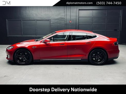Used 2016 Tesla Model S 70D AWD/4WD image 3