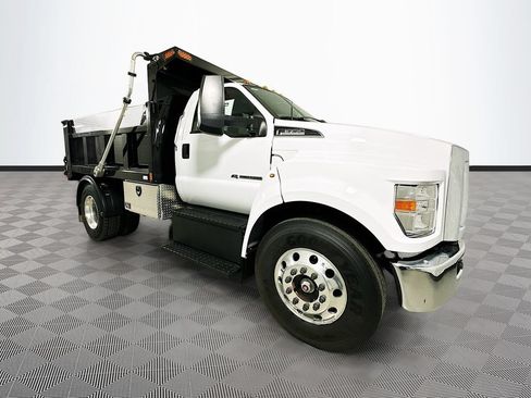 New 2026 Ford F650 2WD Regular Cab Super Duty image 4