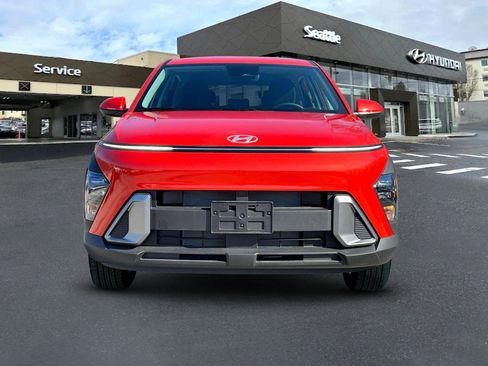New 2025 Hyundai Kona SE image 12