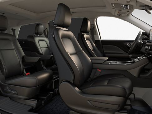 New 2026 Lincoln Aviator AWD w/ Jet Appearance Package image 27
