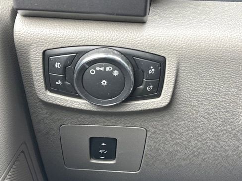 Used 2015 Ford F150 XLT w/ Equipment Group 301A Mid image 26