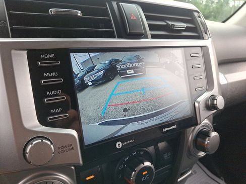 Used 2020 Toyota 4Runner SR5 image 27