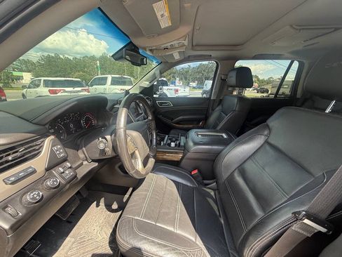 Used 2015 GMC Yukon Denali w/ Premium Package AWD/4WD image 9