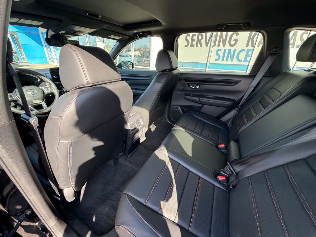 Used 2025 Honda CR-V Sport-L image 29