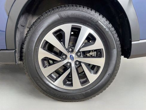 Used 2024 Subaru Outback Premium AWD/4WD image 28