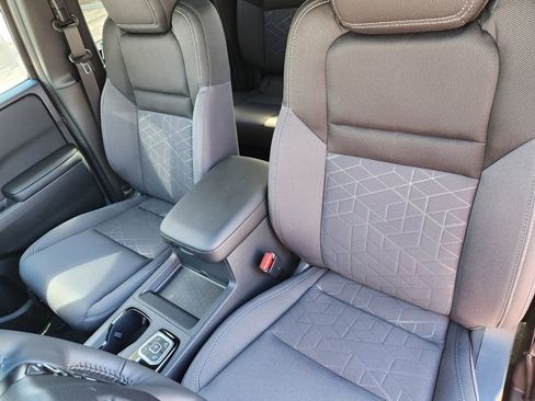 New 2026 Nissan Frontier SV w/ All-Weather Content Package AWD/4WD image 10