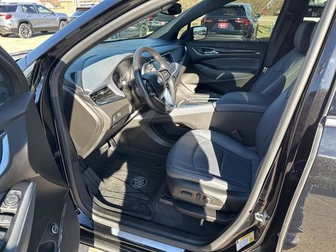 Used 2023 Buick Enclave Essence w/ Sport Touring Edition image 9