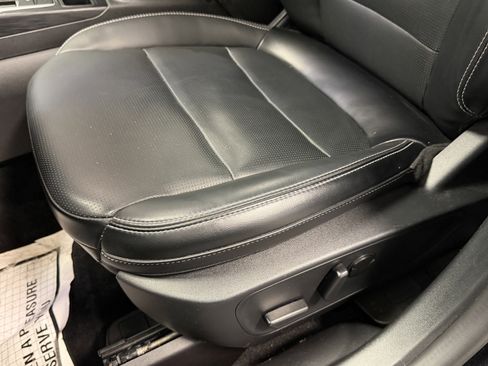 Used 2025 Ford Escape Platinum image 21