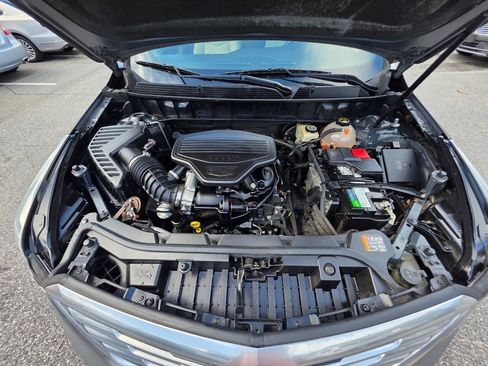 Used 2018 Cadillac XT5 FWD image 14