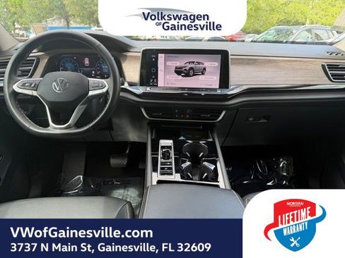 Certified 2025 Volkswagen Atlas SEL AWD/4WD image 14