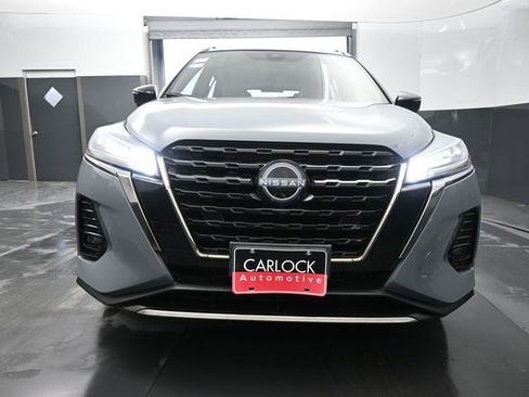 Used 2023 Nissan Kicks SR w/ SR Premium Package image 15