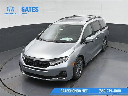 New 2026 Honda Odyssey Touring image 56