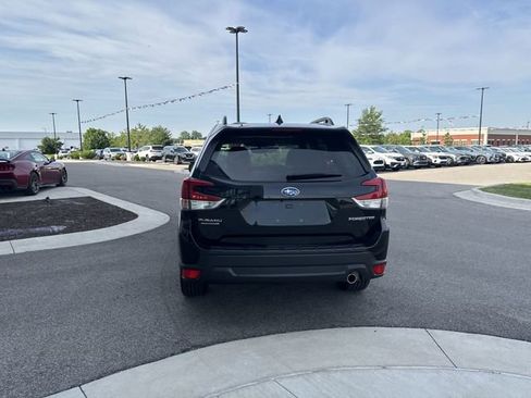 Certified 2023 Subaru Forester Limited AWD/4WD image 4