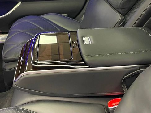 Used 2023 Mercedes-Benz Maybach S 680 4MATIC image 44