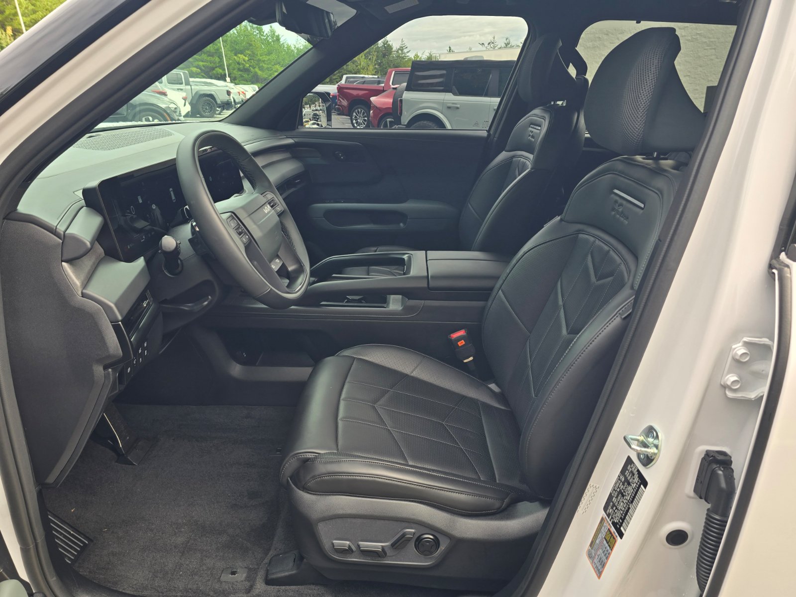 Used 2027 Kia Telluride SX X-Line AWD/4WD image 12