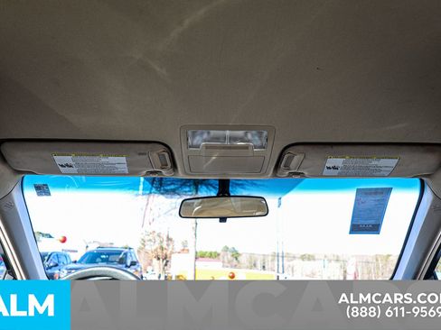 Used 2014 Toyota Camry LE image 48