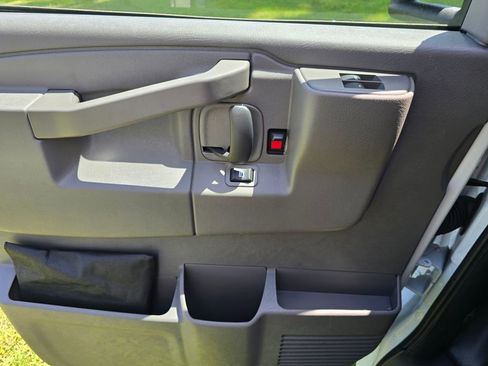 New 2025 Chevrolet Express 3500 w/ Power Convenience Package RWD image 15