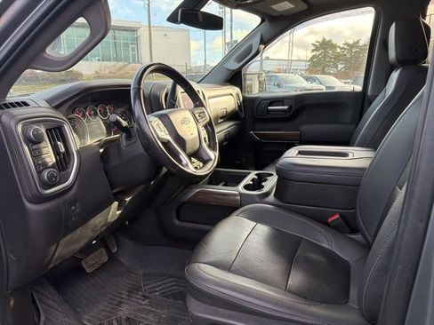 Used 2021 Chevrolet Silverado 1500 LT Trail Boss w/ Convenience Package II AWD/4WD image 16