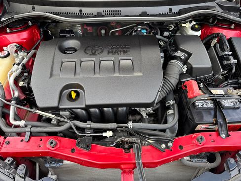 Certified 2018 Toyota Corolla iM image 8