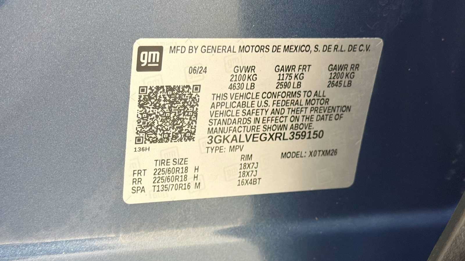Used 2024 GMC Terrain SLT AWD/4WD image 11