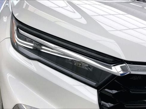 Certified 2025 Honda Pilot Touring image 26