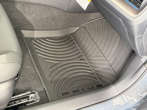 New 2026 Toyota Prius XLE image 31