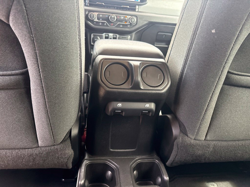 Used 2024 Jeep Wrangler Unlimited Sport AWD/4WD image 13