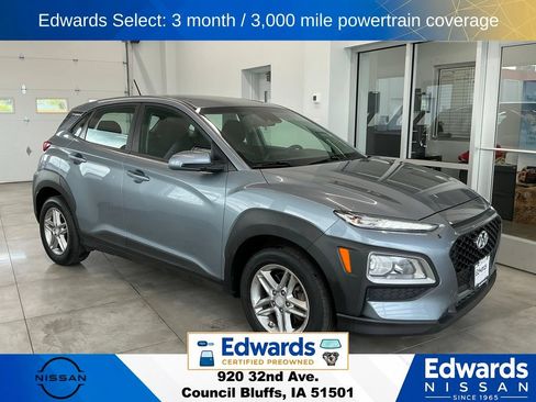 Used 2019 Hyundai Kona SE AWD/4WD image 2
