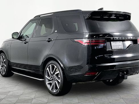 Used 2024 Land Rover Discovery Dynamic SE AWD/4WD image 4