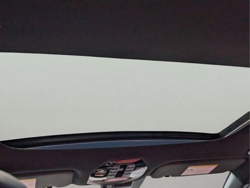 Used 2025 Kia K4 GT-Line Turbo image 31