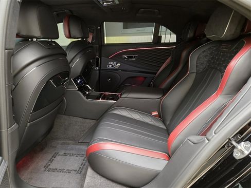 Certified 2024 Bentley Flying Spur W12 image 21