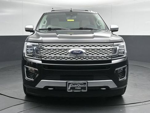 Used 2020 Ford Expedition Platinum AWD/4WD image 2