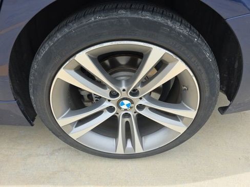 Used 2017 BMW 330i Sedan RWD image 11