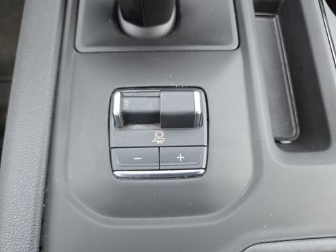 Used 2025 GMC Sierra 1500 AT4 AWD/4WD image 10