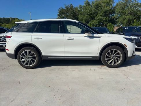 Used 2023 Lincoln Corsair FWD w/ Equipment Group 101A image 3