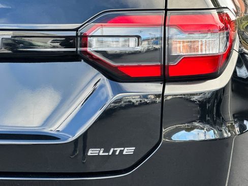 Certified 2023 Honda Pilot Elite image 12