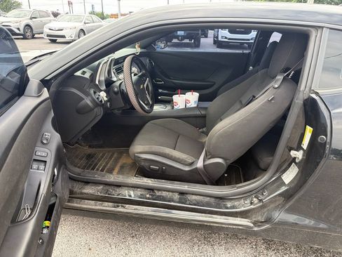 Used 2015 Chevrolet Camaro LT RWD image 5