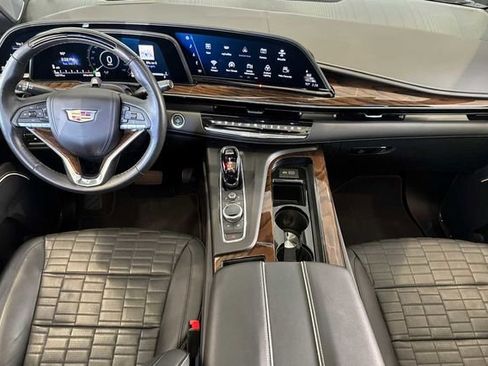 Certified 2024 Cadillac Escalade ESV Sport Platinum image 13