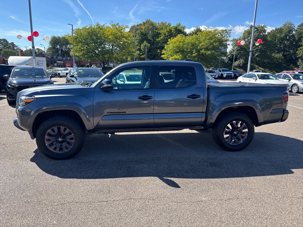 Used 2021 Toyota Tacoma Limited w/ Nightshade Package AWD/4WD image 4
