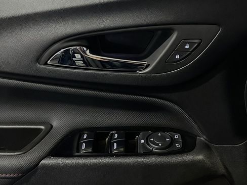 Used 2024 Chevrolet Equinox RS FWD image 13