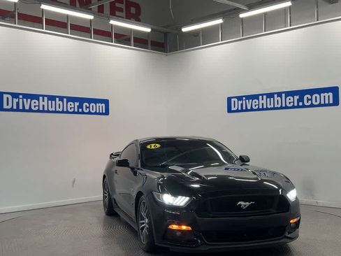 Used 2016 Ford Mustang GT RWD image 5