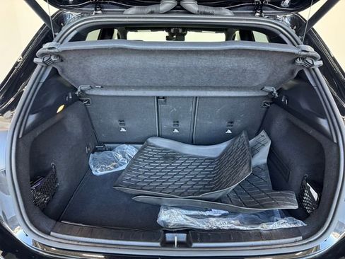 New 2025 Mercedes-Benz GLA 250 image 8