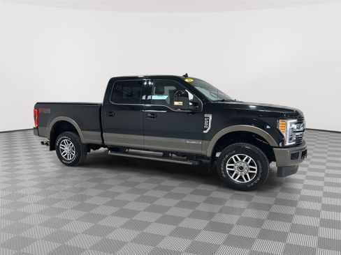 Used 2019 Ford F250 King Ranch w/ King Ranch Ultimate Package image 7
