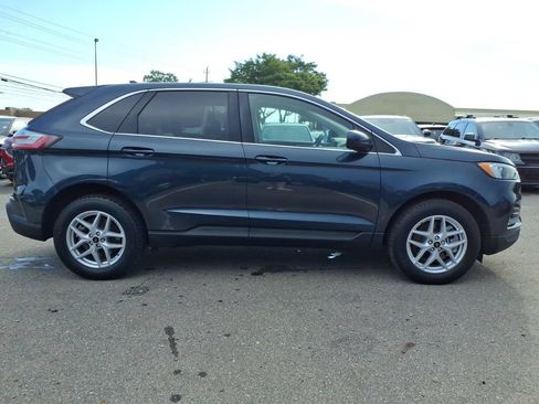 Used 2024 Ford Edge SEL w/ Convenience Package AWD/4WD image 6