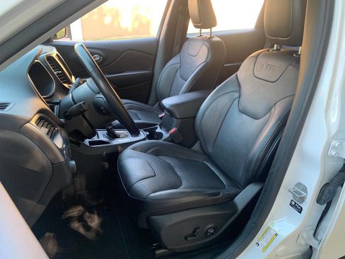 Used 2021 Jeep Cherokee Latitude Lux w/ Sun & Sound Group image 15