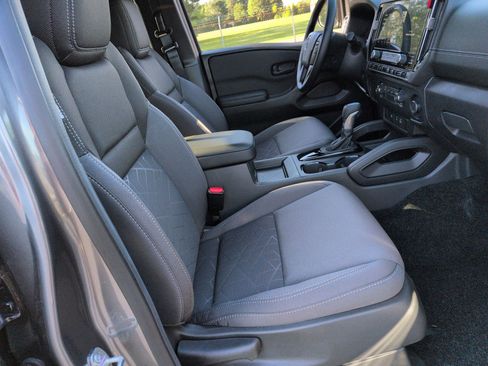 New 2026 Nissan Frontier SV w/ Tow Package RWD image 33