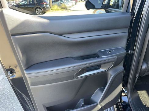 New 2025 Ford Ranger Lariat w/ FX4 Off-Road Package image 13