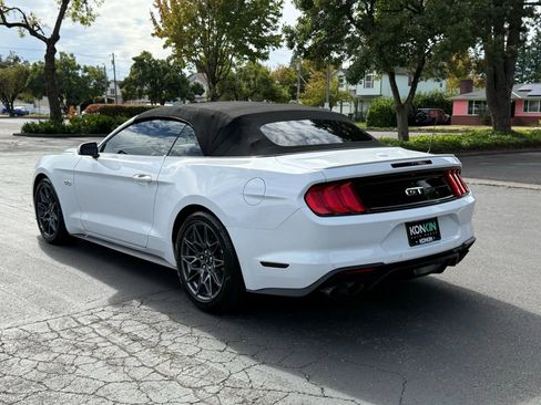 Used 2020 Ford Mustang GT Premium w/ Equipment Group 401A image 4