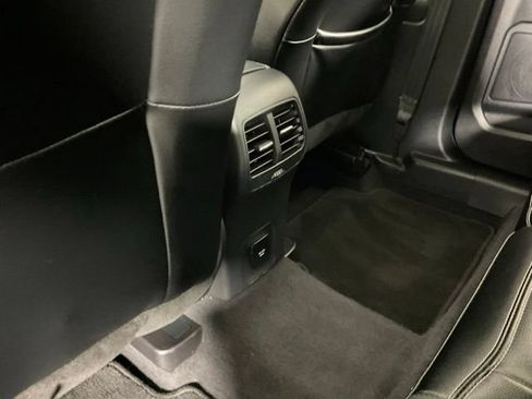 Used 2020 Ford Escape Titanium AWD/4WD image 15