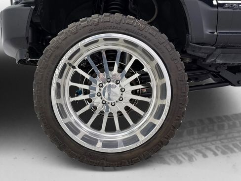 Used 2022 Ford F350 Platinum AWD/4WD image 23